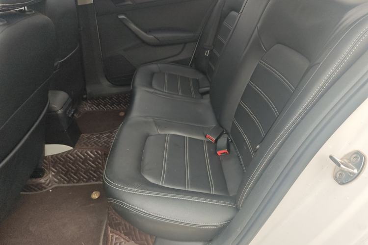 Used Skoda Rapid 2016 1.4L Manual Front-Wheel Drive Version
