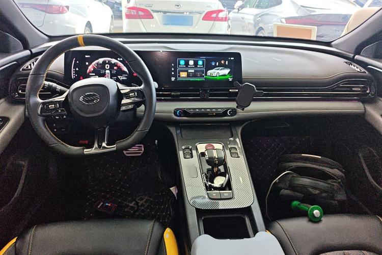 Used GAC Trumpchi EMPOW 2023 270T DCT J15 Version
