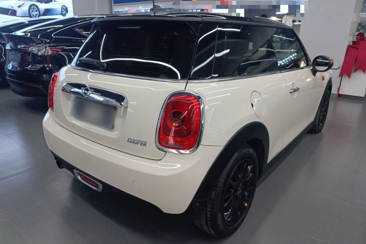 Used  MINI 2016 1.5T COOPER
