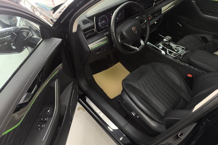 Used Hongqi HS5 2022 Facelifted Version 2.0T Smart Connect Flagship All-Wheel-Drive Edition