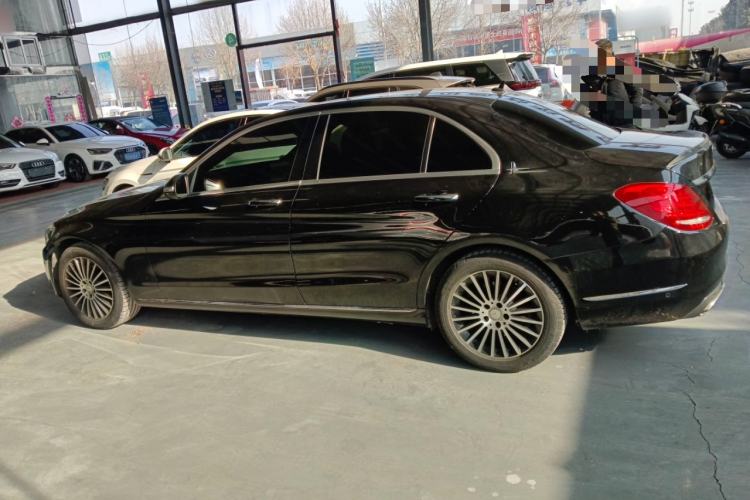 Used Mercedes-Benz C-Class 2015 Facelift C 180 L
