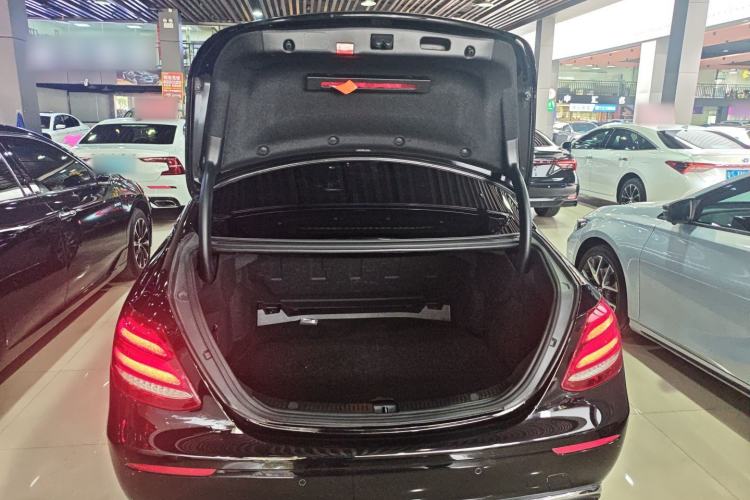 Used Mercedes-Benz E-Class 2020 Facelift E 260 L
