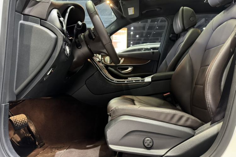 Used Mercedes-Benz GLC 2021 GLC 300 L 4MATIC Dynamic Model
