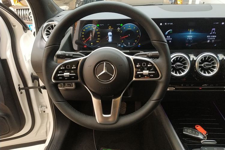 Used Mercedes-Benz GLA 2023 GLA 220
