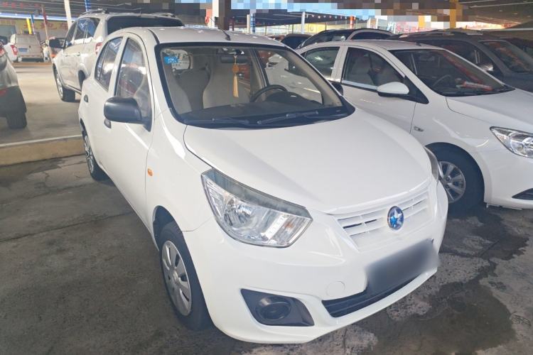 Used Venucia R30 2014 1.2L Manual Enjoyment Edition
