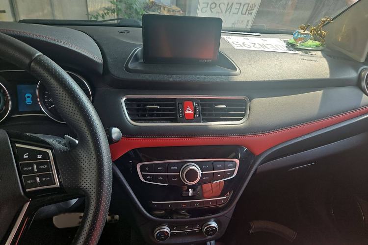 Used Haval H1 2016 Revised Version Blue Badge 1.5L AMT Luxury Edition
