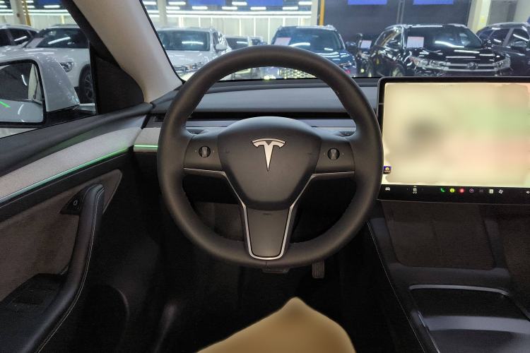 Used Tesla Model Y 2024 Rear-Wheel-Drive Version
