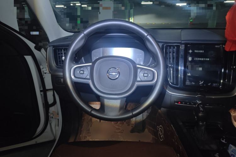 Used Volvo XC60 2019 T5 4x4 Smart Edition China V Standard
