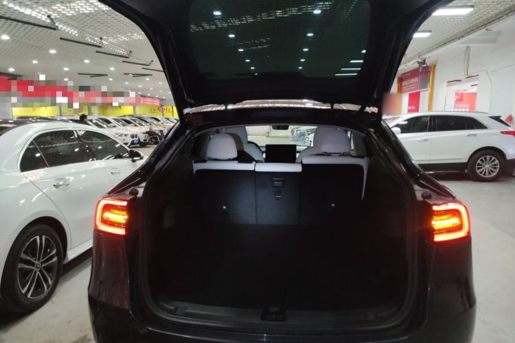 Used Tesla Model Y 2021 Long-Range All-Wheel-Drive Version 3D7
