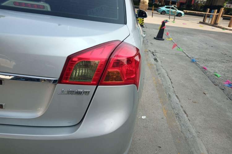 Used Buick Excelle 2015 1.5L Manual Classic Trim
