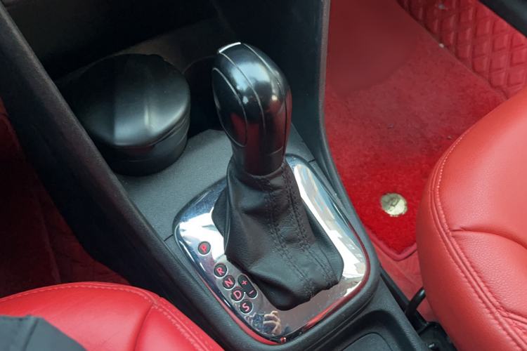 Used Volkswagen Polo 2013 1.6L Automatic Comfort Edition
