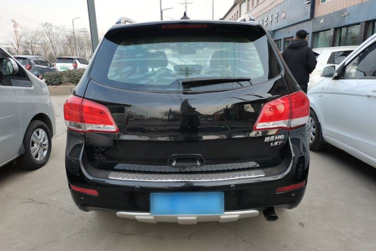 Used Haval H6 2013 Upgraded Model 1.5T Manual Two-Wheel Drive Elite Version