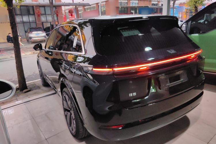 Used Li Auto L7 2025 Ultra Smart Refreshed Edition
