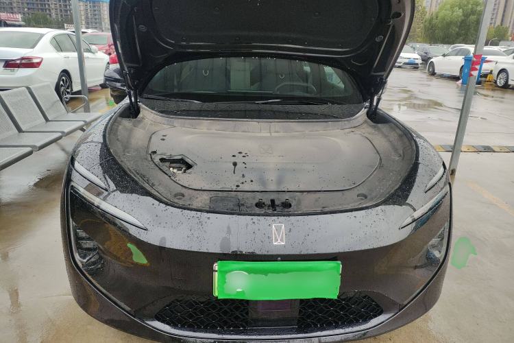 Used  12 2025 Ultra Extended-Range Edition
