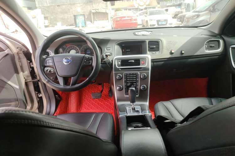 Used Volvo S60 2011 2.0T Comfort Edition