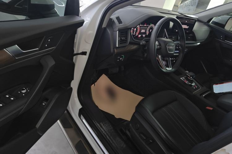 Used Audi Q5L 2022 40T Luxury Elegant Model