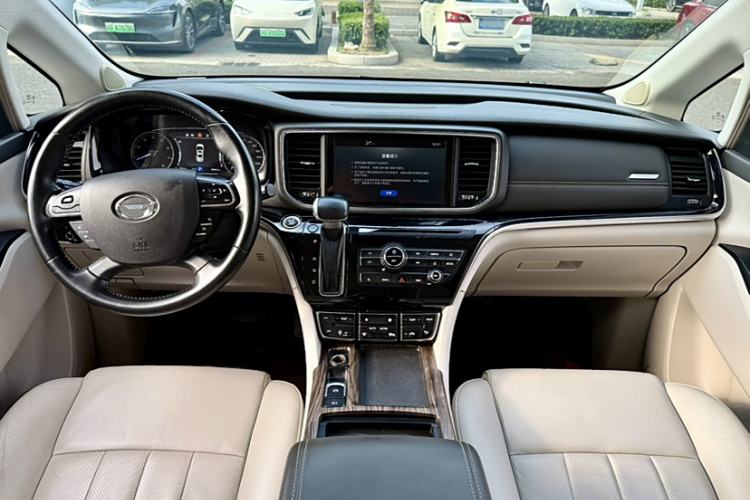 Used GAC Trumpchi M8 2018 320T Luxury Edition
