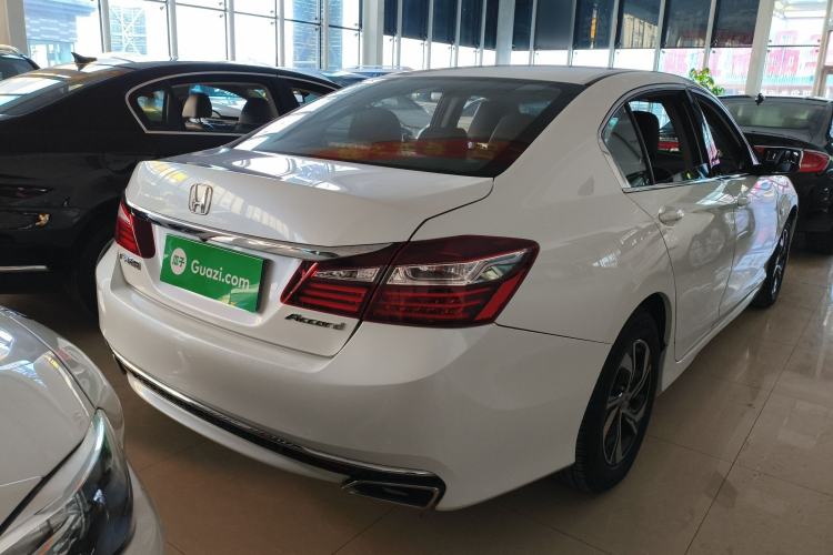 Used Honda Accord 2016 2.0L Comfort Edition
