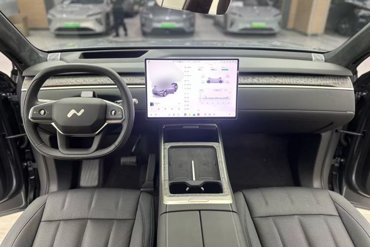 Used ONVO Luxeed L90 2025 Model—Max Six-Seater Version