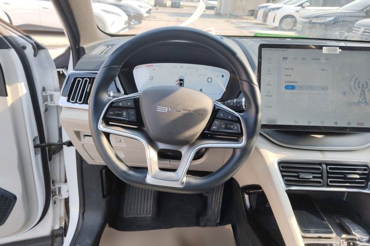 Used BYD Song PLUS New Energy 2023 Champion Edition DM-i 150KM Flagship PLUS 5G