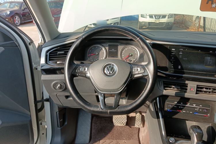 Used Volkswagen Tayron 2020 330TSI Two-Wheel Drive Luxury Smart Connectivity Version
