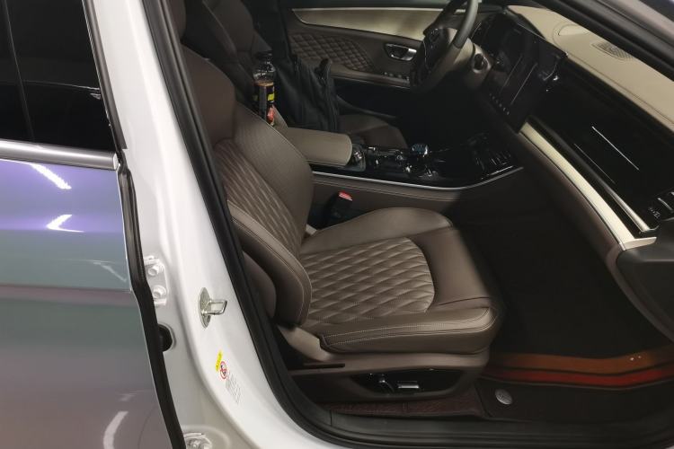 Used BYD Han 2023 DM-i Champion Edition 121KM Prestige Model
