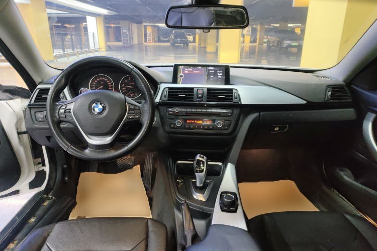 Used BMW 4 Series 2014 420i Fashion Model

