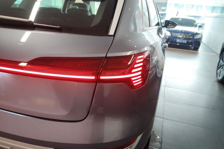 Used Audi e-tron 2021 50 quattro Luxury Edition
