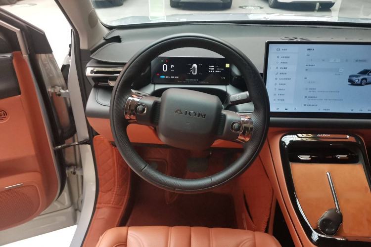 Used AION V 2024 Aion Tyrannosaurus 520 Smart Luxury Edition
