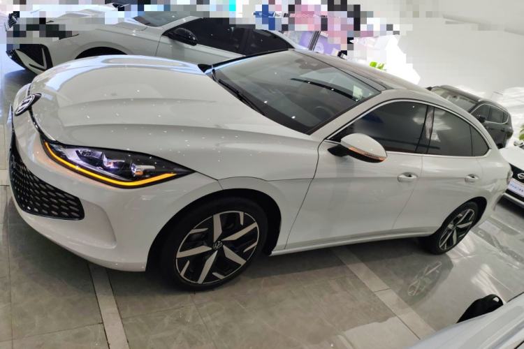 Used Volkswagen Lamando 2024 Lavida L 280TSI DSG Cool & Spicy Edition
