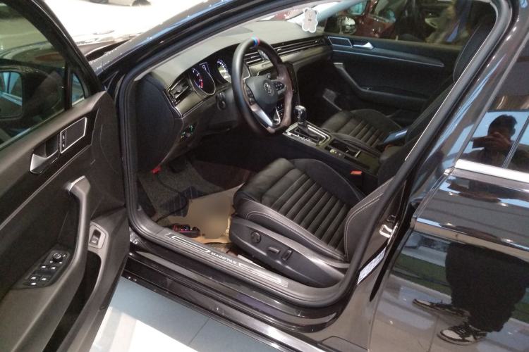 Used Volkswagen Magotan 2020 330TSI DSG Leading Model