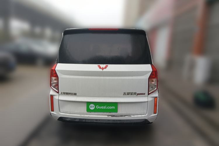 Used Wuling Hongguang PLUS 2020 1.5L Manual Standard Edition 5 Seats

