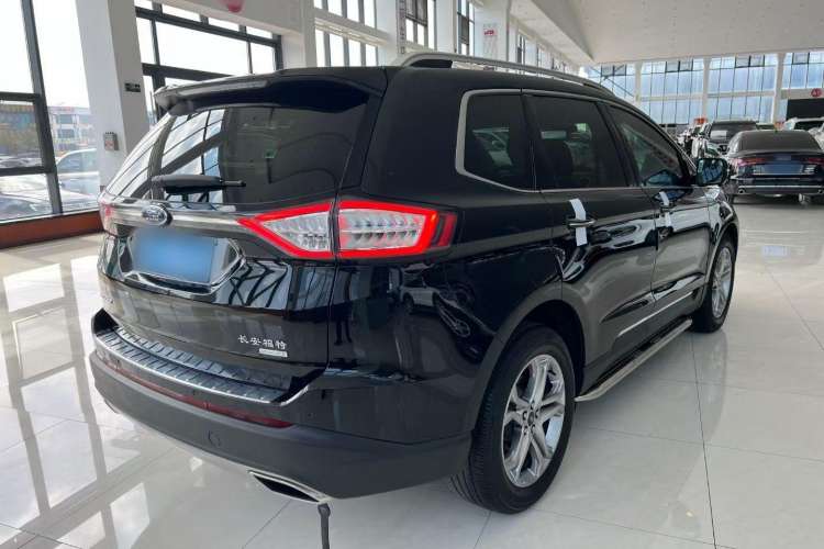 Used Ford Edge 2018 EcoBoost 245 Two-Wheel-Drive Titanium 7-Seater China V Standard