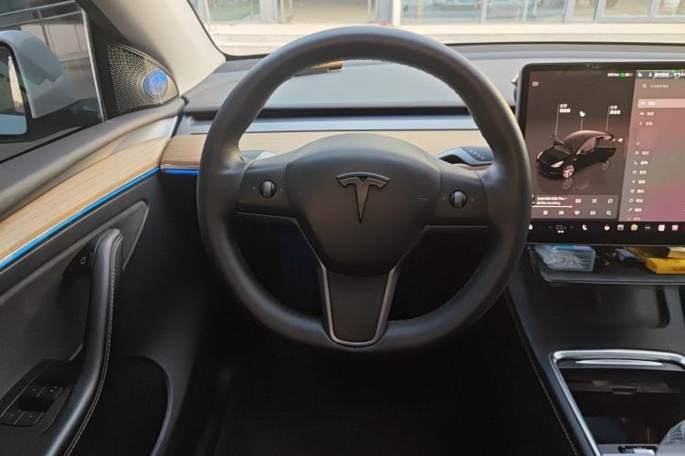 Used Tesla Model Y 2022 Rear-Wheel-Drive Version
