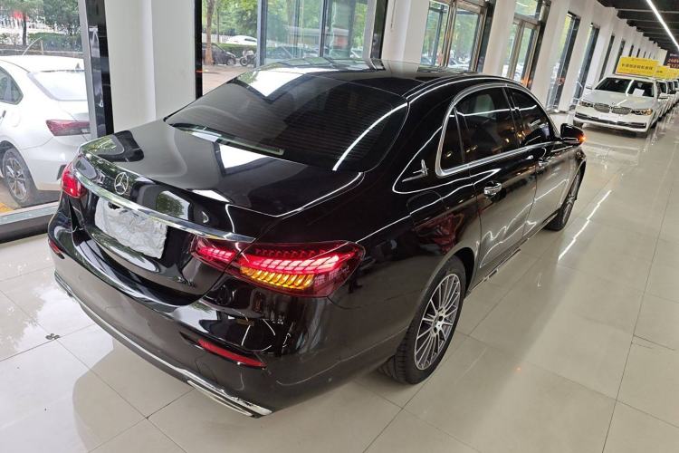Used Mercedes-Benz E-Class 2021 E 260 L
