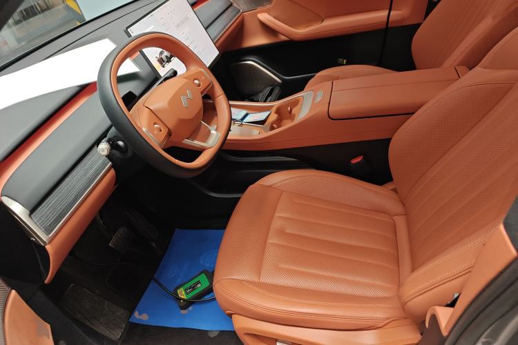 Used ONVO L60 2024 60 kWh Rear-Drive Version