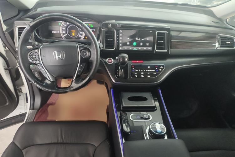 Used Honda Elysion 2016 2.4L Luxury Edition
