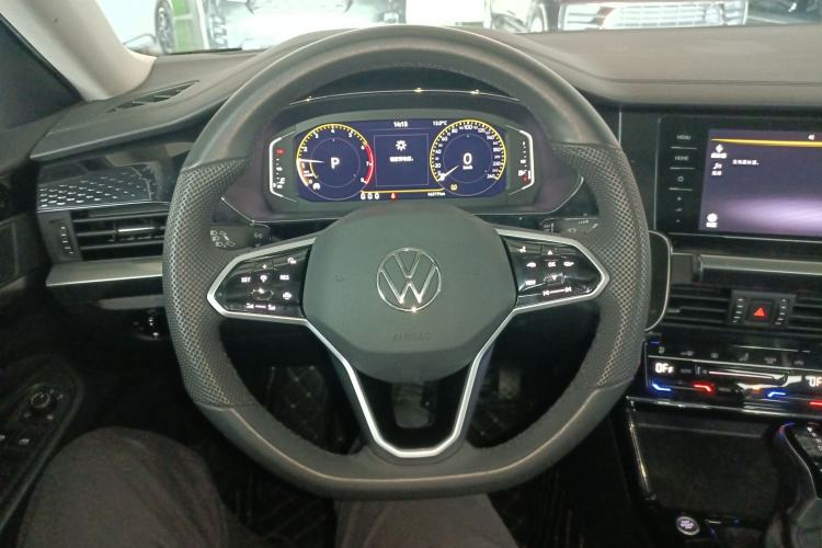 Used Volkswagen Passat 2024 380TSI Starry Dragon Edition
