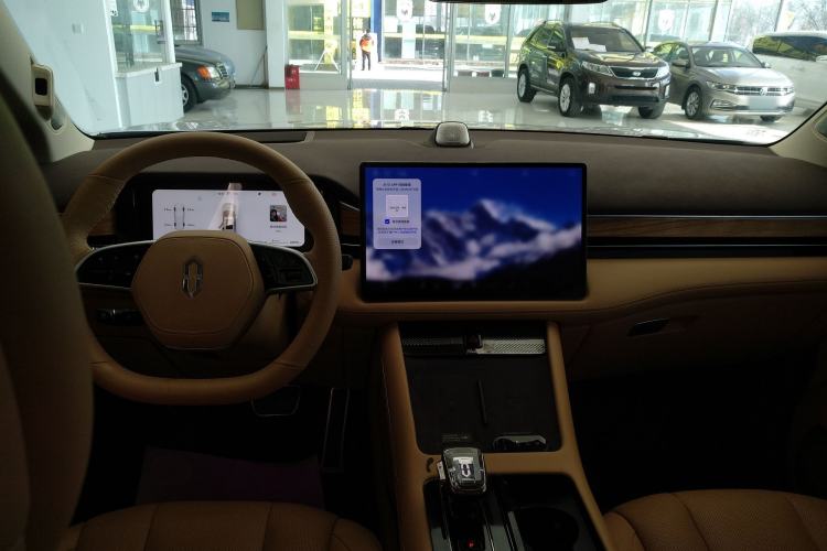 Used Hima AITO M7 2024 1.5T Rear-Drive Plus Version 6 Seats