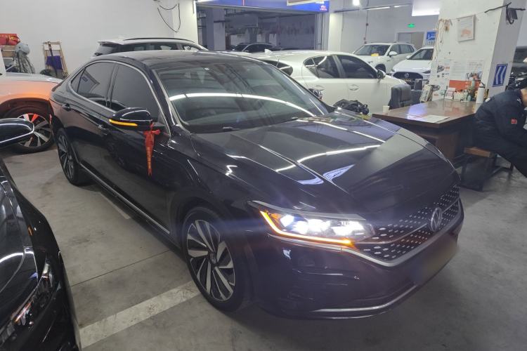 Used Volkswagen Passat 2022 330TSI Starry Elite Edition