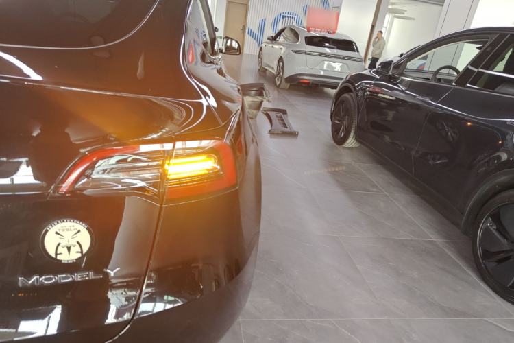 Used Tesla Model Y 2022 Rear-Wheel-Drive Version