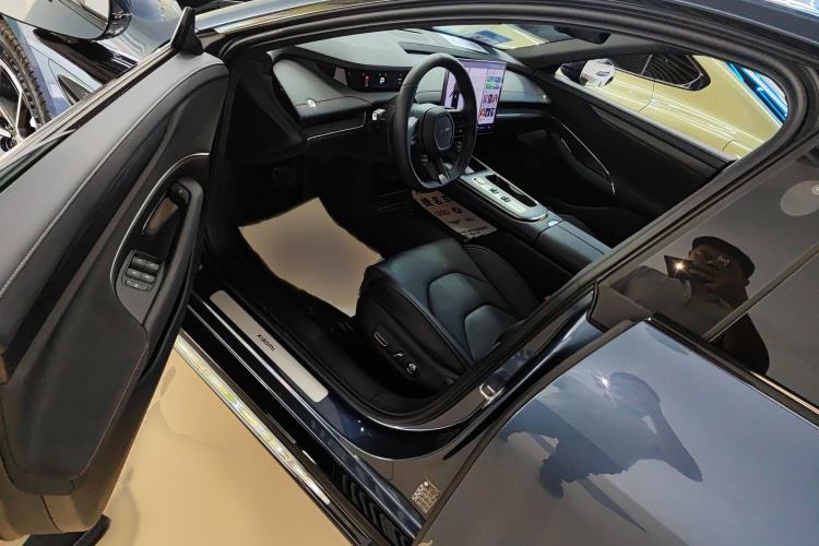 Used  SU7 2024 Rear-Drive Long-Range Intelligent Driving Version