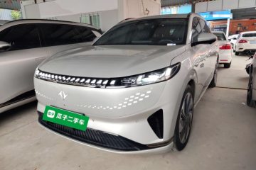 Used Dongfeng eπ eπ008 2024 210Max Range-Extended Version 6 Seats