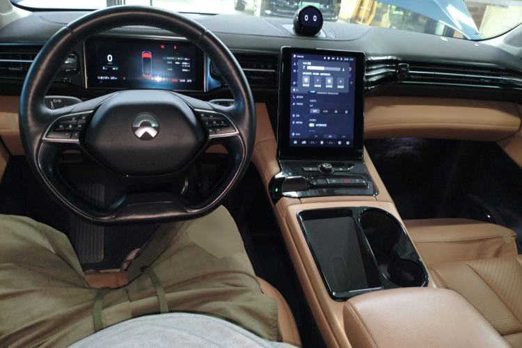 Used Nio ES8 2018 355 km Base Version 7-Seater Edition