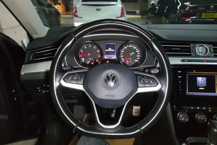 Used Volkswagen Magotan 2020 280TSI DSG Comfort Edition
