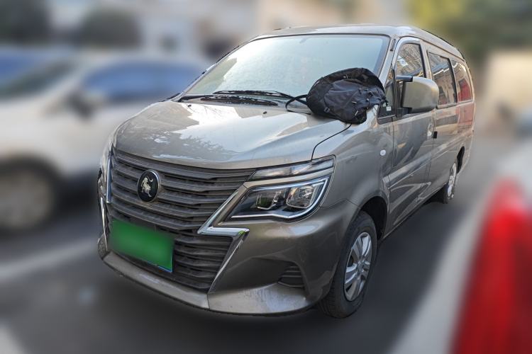 Used FORTHING Lingzhi 2023 M5L 1.6L Base Model 7 Seats