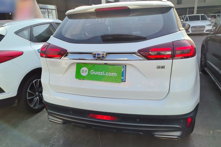 Used Geely Auto Emgrand X7 Sport 2018 2.0L Manual Two-Wheel Drive Zhiya Version
