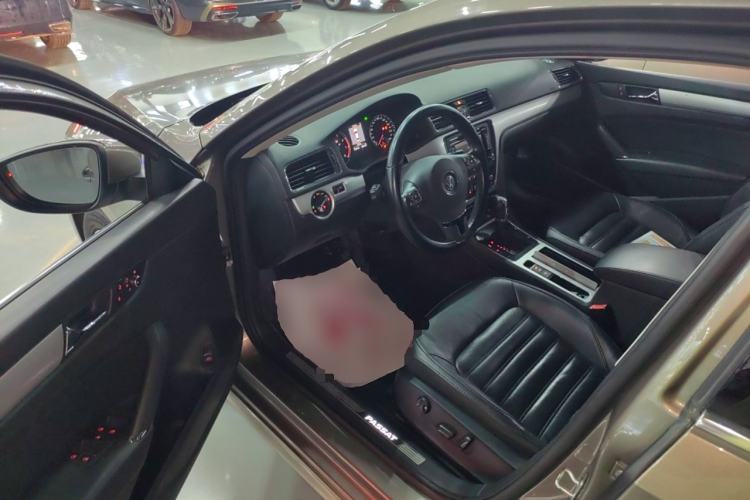 Used Volkswagen Passat 2014 1.8TSI DSG Prestige Edition
