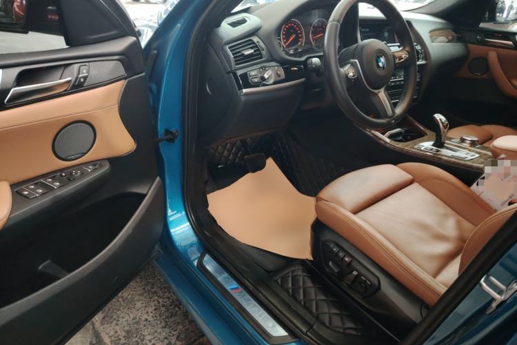 Used BMW X4 2016 M40i
