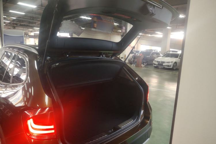 Used BMW X1 2015 sDrive18i Fashion Upgrade Edition
